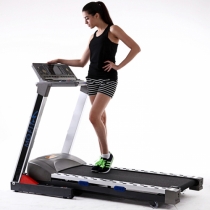 Máy chạy bộ và máy tập bụng là thiết bị tập thể dục giảm cân, giảm mỡ tốt nhất